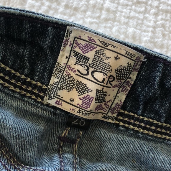 3GR Medium Wash Denim Straight Cut Jeans | Size 28 | Mid Rise - Picture 10 of 16